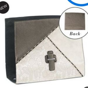 Magnolia and vine Wraparound flap Accent